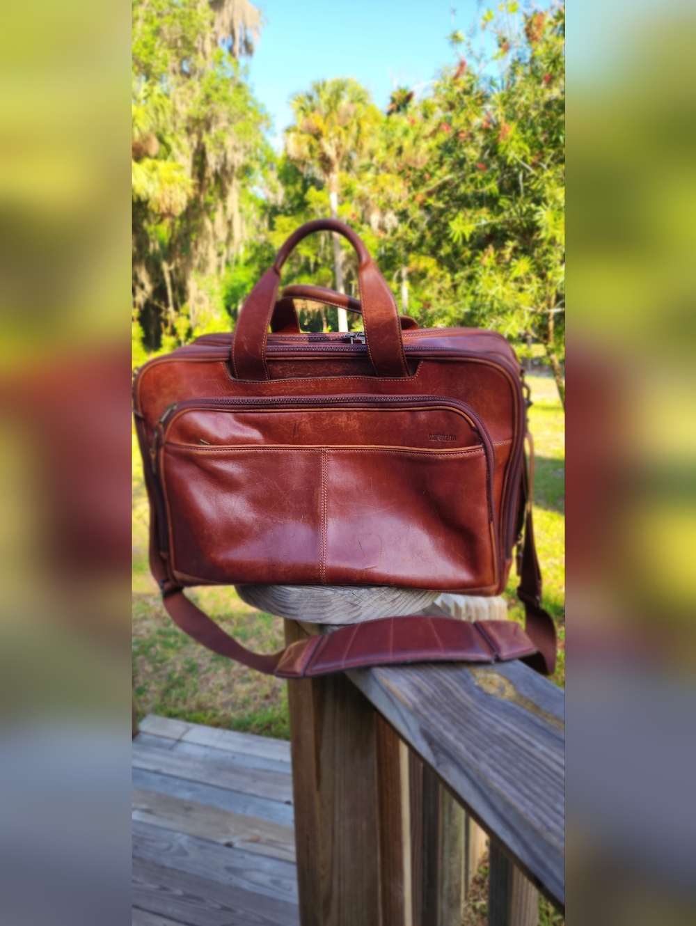 Hartmann Classic Brown Leather Laptop Briefcase with Shoulder Strap